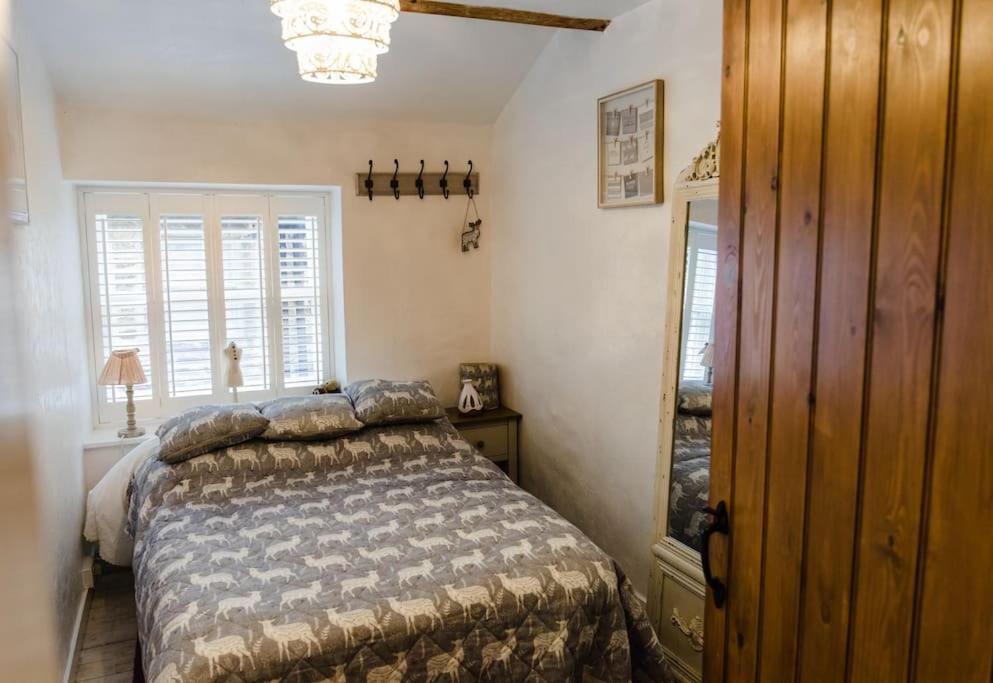 1800 Period Grade 2 Listed Cottage Addingham Esterno foto